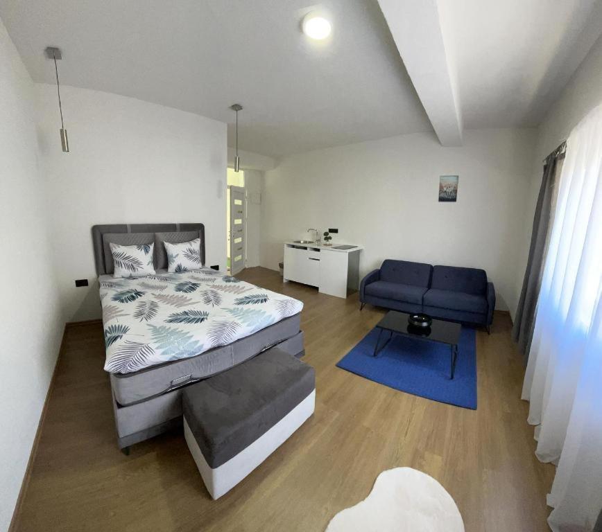 Apartmani Art 亚伊采 外观 照片