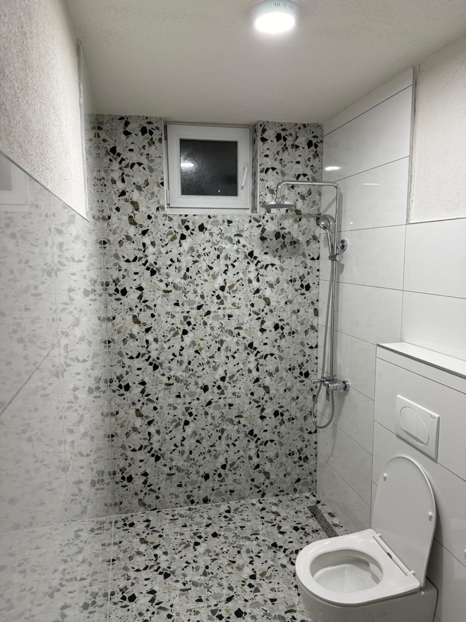 Apartmani Art 亚伊采 外观 照片